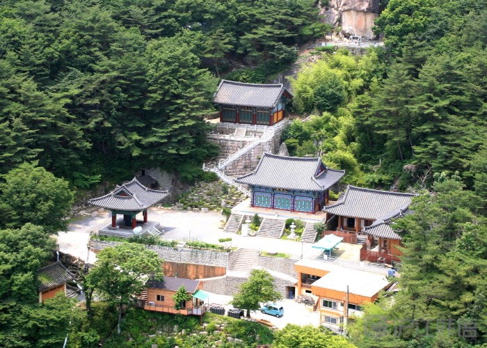 玉泉龙岩寺
