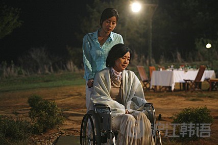 韩国恐怖电影推荐:《老师的恩惠》重口味的福