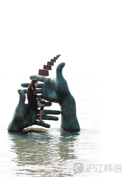 国剧情电影推荐:《时间》 好的相貌能换来爱?