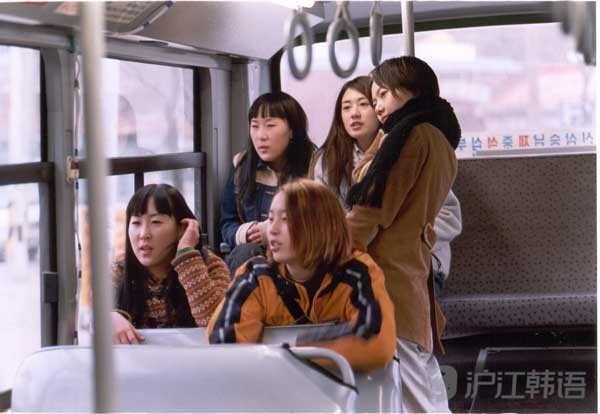 好看的韩国电影推荐:《猫咪少女》各自不同的