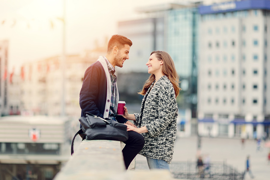 英语翻译_双语美文:亲测一见钟情_沪江英语