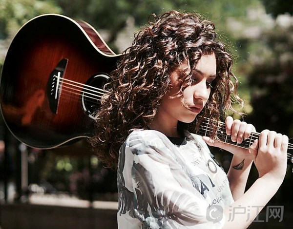 清新脱俗的歌词Stay_沪江英语学习网