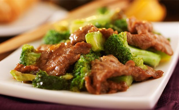 西蓝花炒牛肉