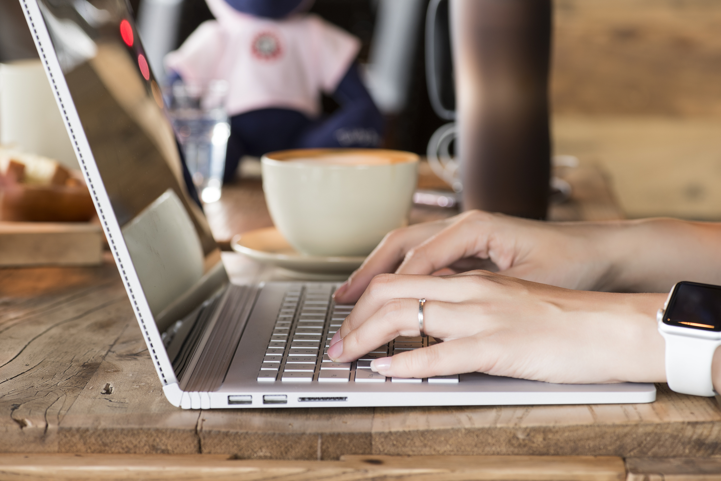 英文网名_谈谈职场礼仪:有讲究的社交拜访_沪