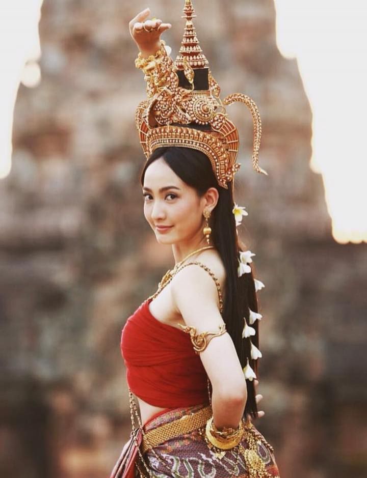 泰国3台:电影版《三面娜迦》将由nadech和yaya主演