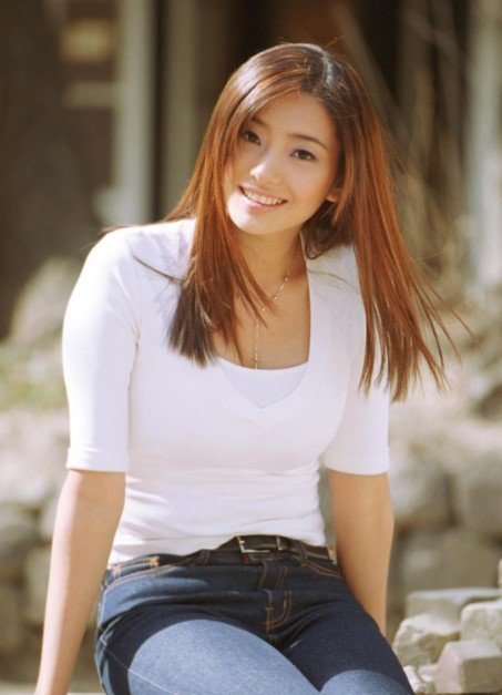 人间芭比韩彩英,体重最高竟到过68kg