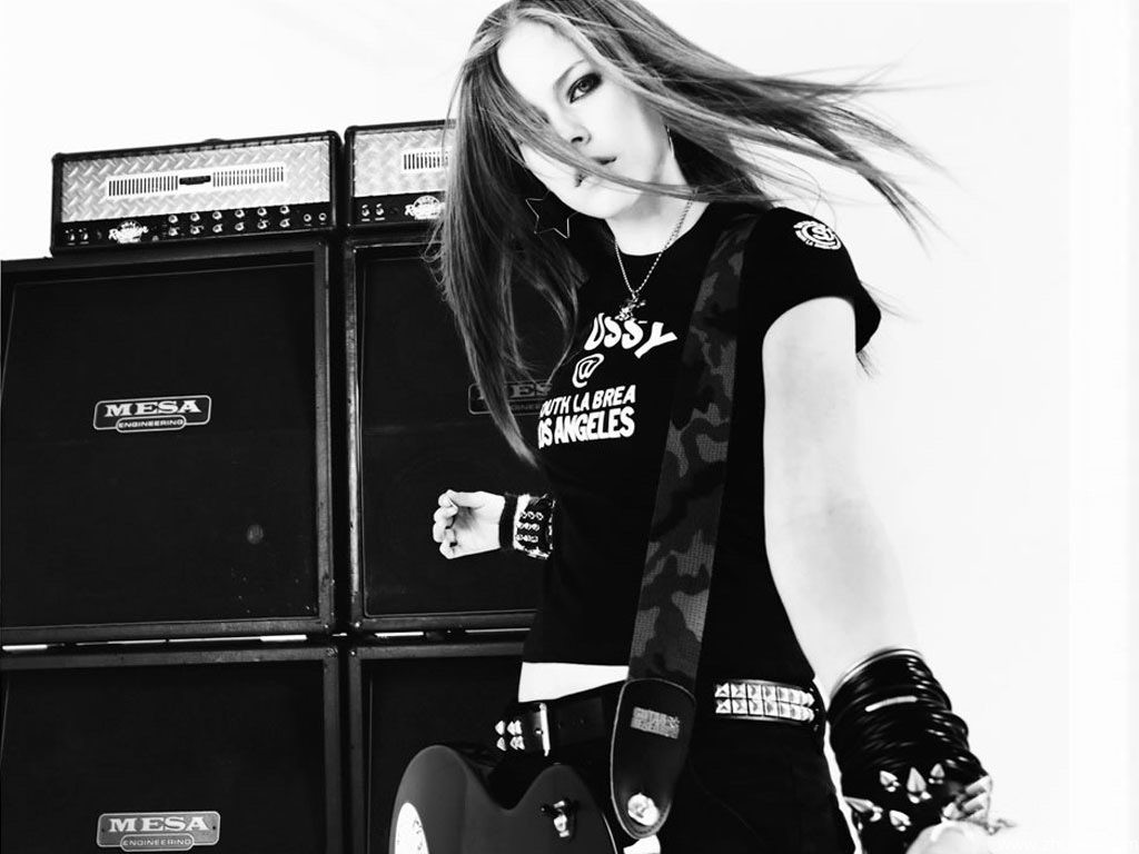 Avril Lavigne (艾薇儿·拉维尼) MP3格式歌曲打