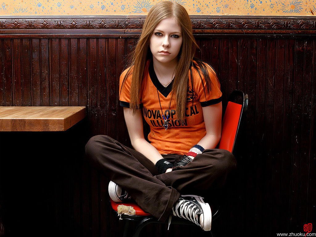 Avril Lavigne (艾薇儿·拉维尼) MP3格式歌曲打