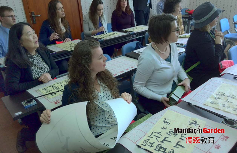 对外汉语学校赴新加坡华文教师项目正接受报名