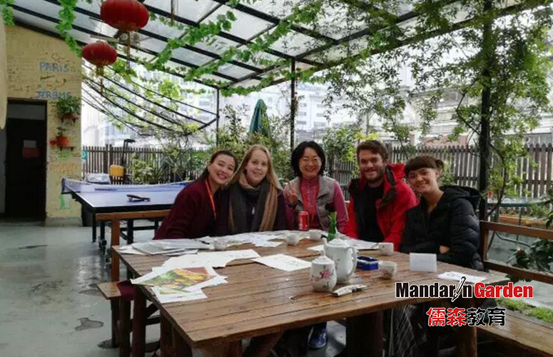 来自上海汉语培训学校骆老师的实践教学活动心