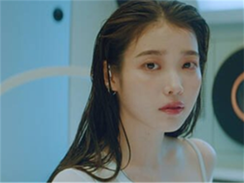 如何短期快速减肥？IU揭露喝水减肥法