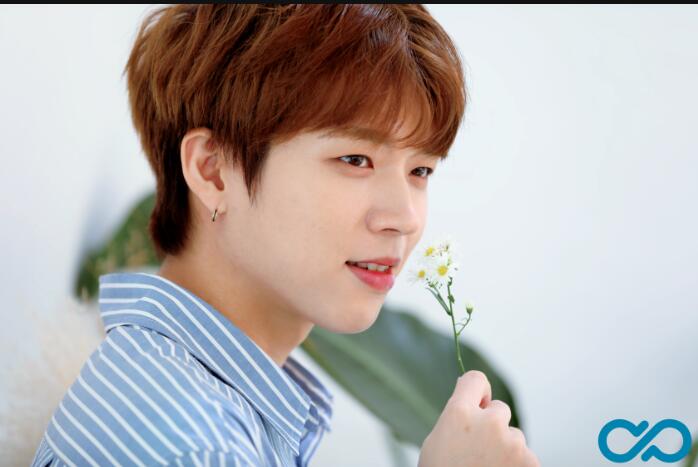 Woollim代表针对直播中对所属歌手粗口动手发表道歉文