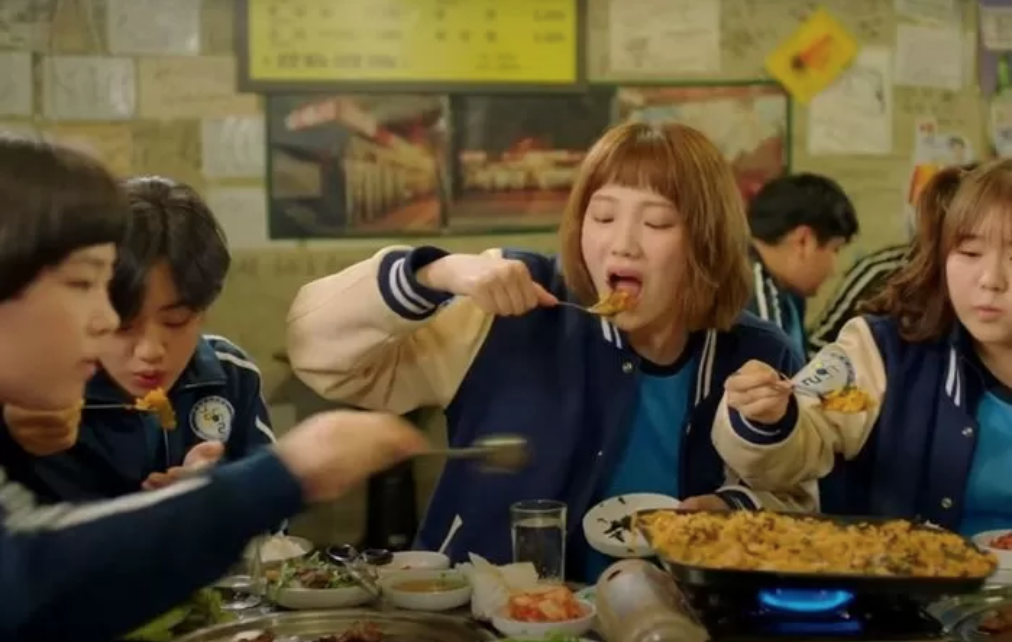 【有声】外国人惊呼韩国人是“为炒饭疯狂的民族”