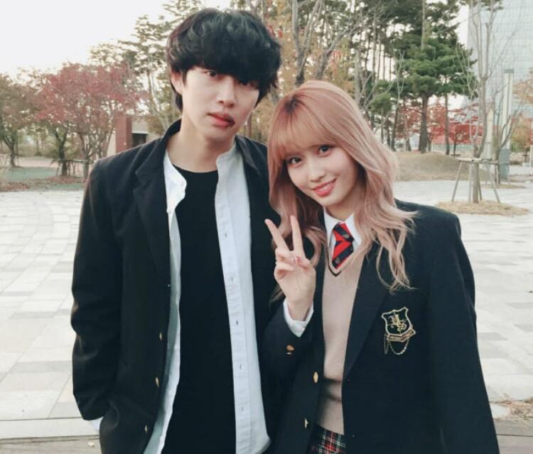 金希澈&Momo公开恋情1年6个月后确定分手