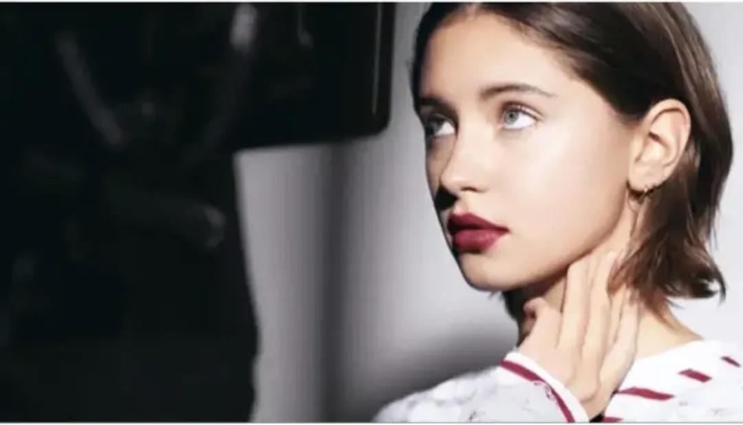 裘德61洛偏心?美貌基因全给了女儿,绝美寸头照杀疯了