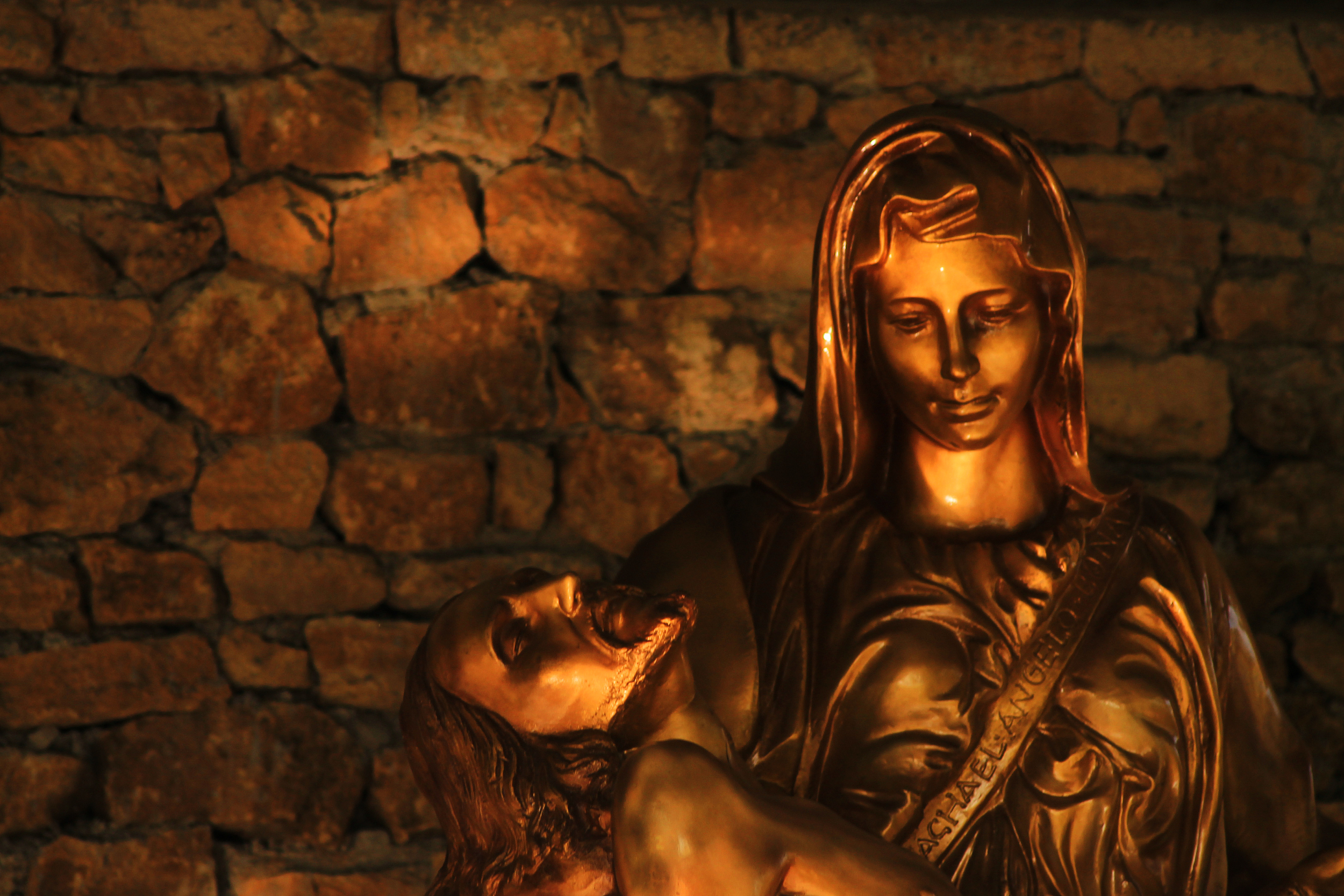 西班牙12月8日这个节庆，竟然源于历史上最难以置信的奇迹！