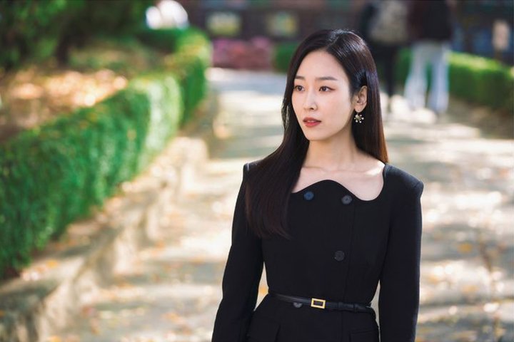 徐玄振南韩美女代表，画报一般走出的女演员！