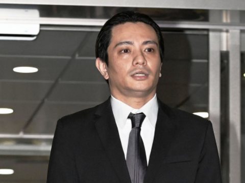 田中圣因违禁药物两度被捕，最终判刑一年八个月，缓刑三年
