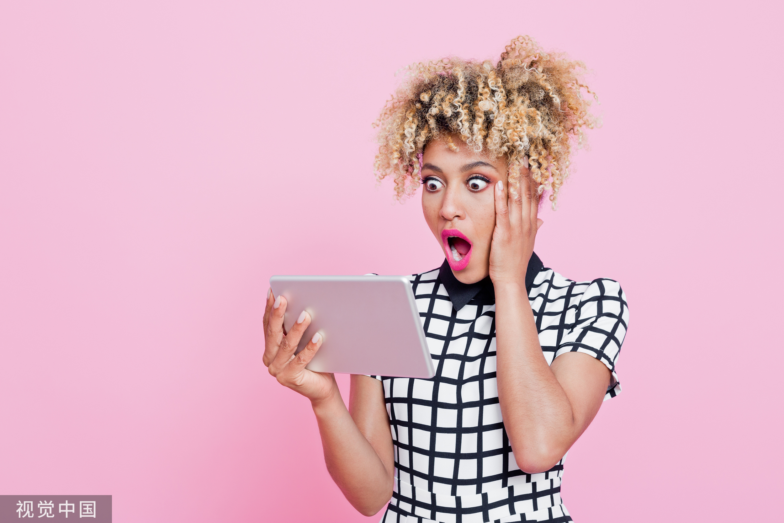 不看不知道！西班牙语中表达颜色的单词竟然有这些神奇的起源？