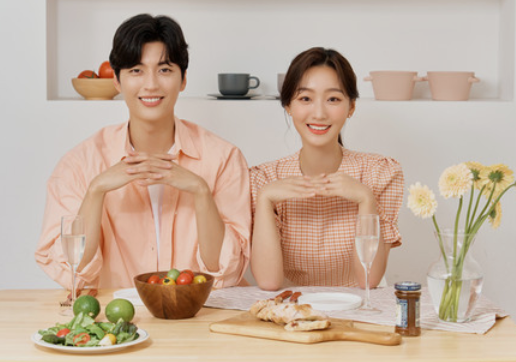 TOPIK小作文：MZ世代未婚男女钟爱的伴侣爱好调查