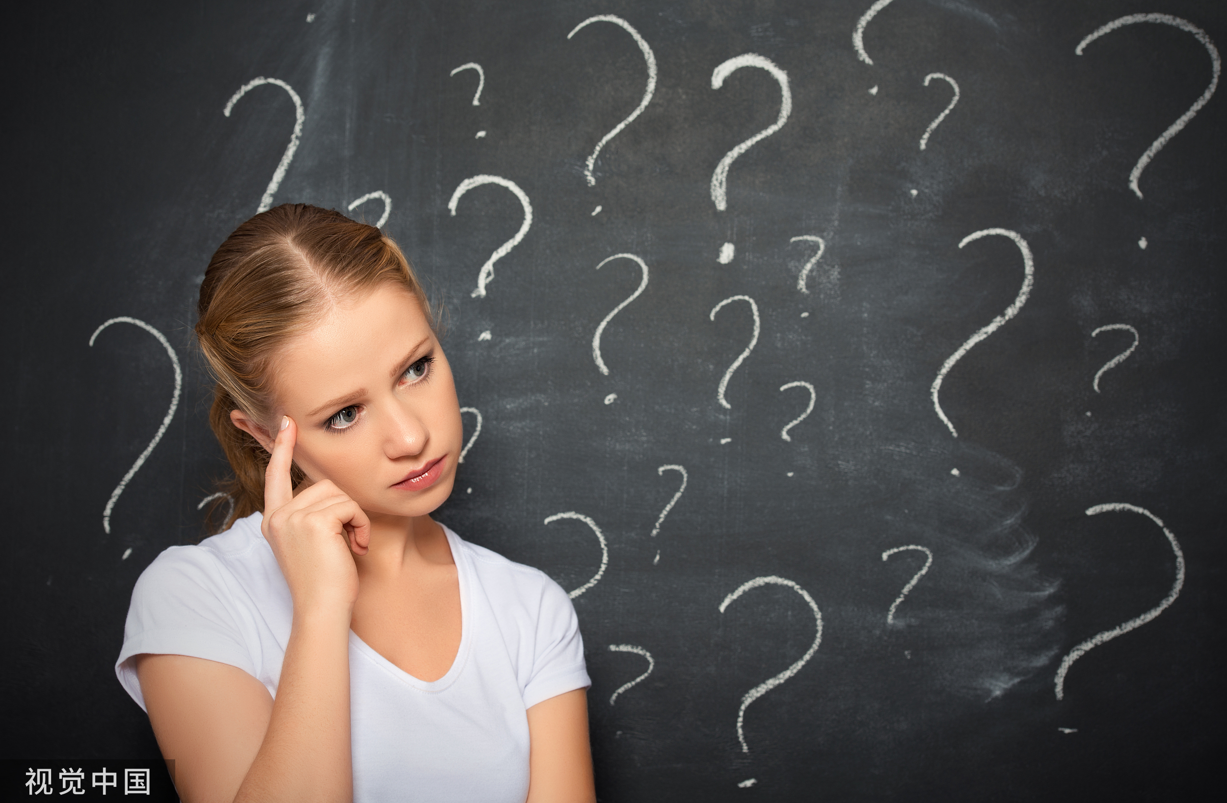 仅仅空了个格，medio día和mediodía却完全不同！