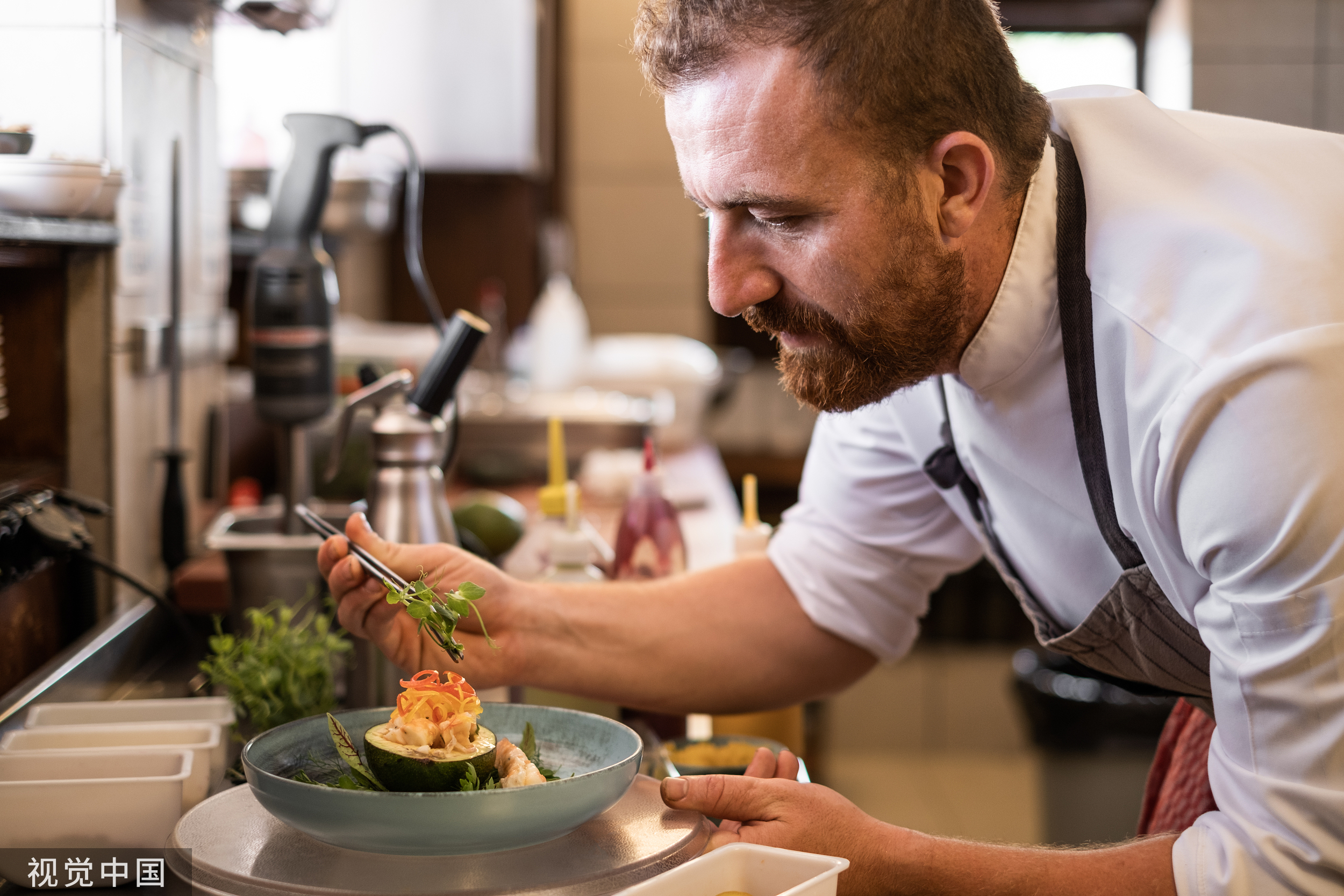 2022世界最佳厨师奖揭晓!这个西班牙男人竟连续两年蝉联冠军?