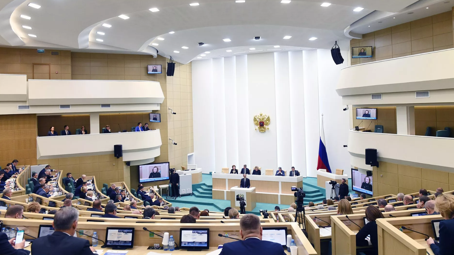 俄媒：普京宣布顿涅茨克等四地进入战时状态！