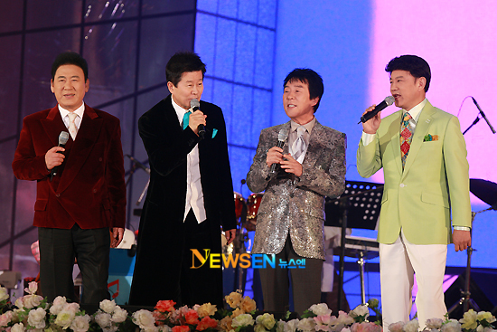 【有声】韩国大众歌谣TOP1-“Trot”的由来!