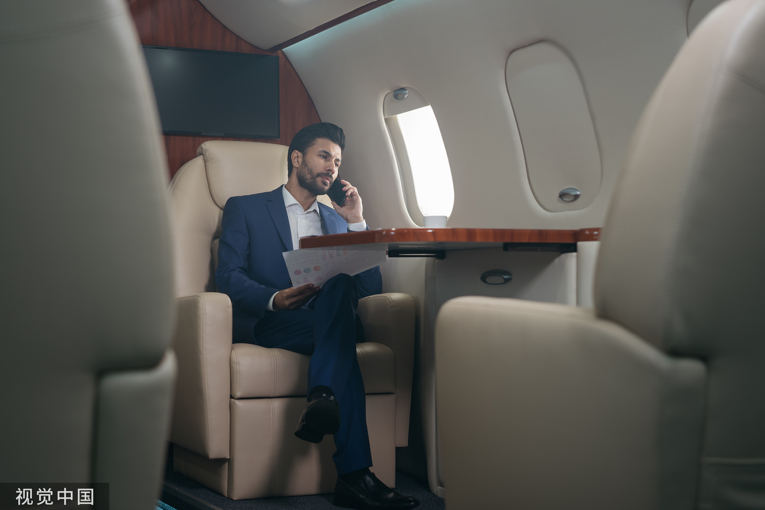 空姐爆料，西班牙人坐飞机的习惯和其他国家的人都大不同？