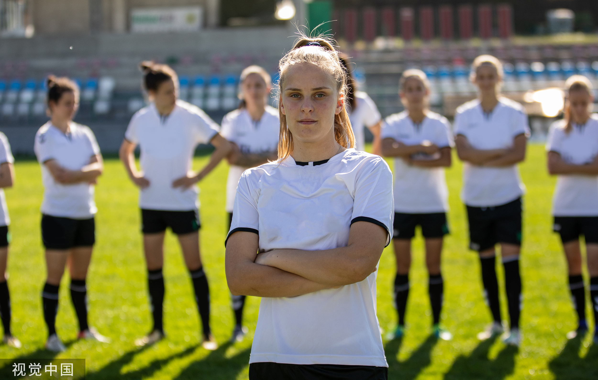 西班牙女足世界杯夺冠后，主教练和足协主席为何却接连下台？