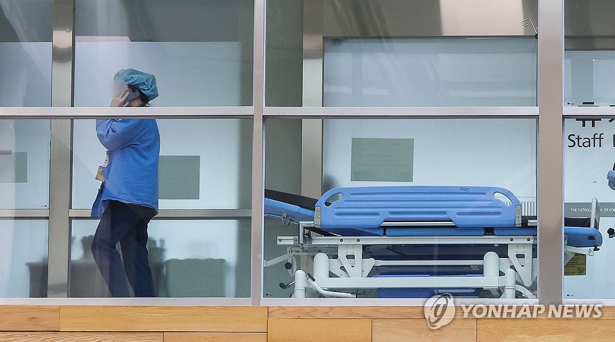 韩国7千名离岗医生将被吊销执照！无所谓啊，大不了重新高考选理工科