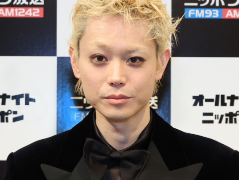 最近菅田将暉的各种造型，连妻子小松菜奈都感到困扰……？