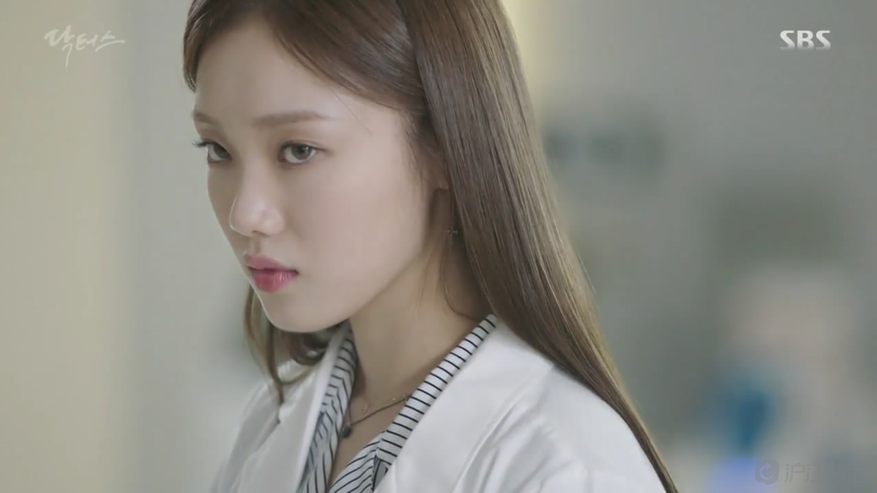 韩剧《doctors》:看韩国网民如何为男二女二撕逼