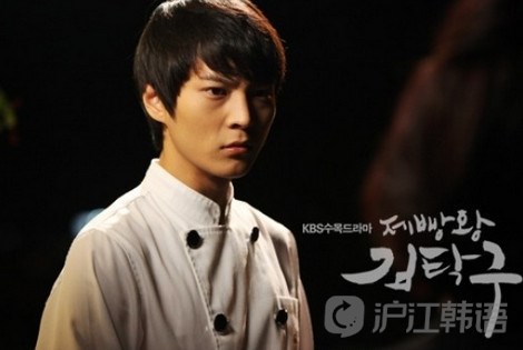 一炮走红vs厚积薄发 韩国人气男演员的不同成名路