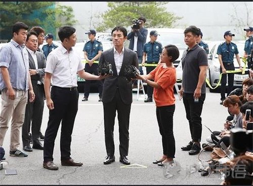 5. 韩娱圈再曝性丑闻 严泰雄被举报性侵受调查