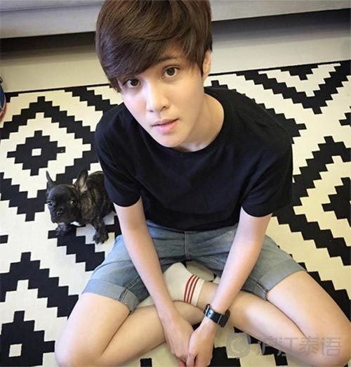 jeab lalana的20款"美男"照,总有一款get到你