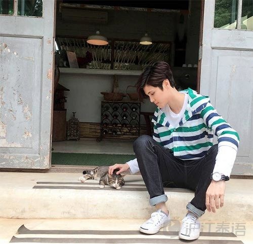 jeab lalana的20款"美男"照,总有一款get到你