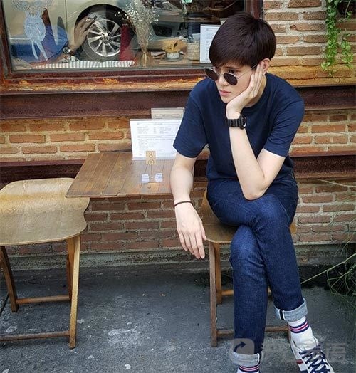 jeab lalana的20款"美男"照,总有一款get到你