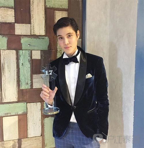 jeab lalana的20款"美男"照,总有一款get到你