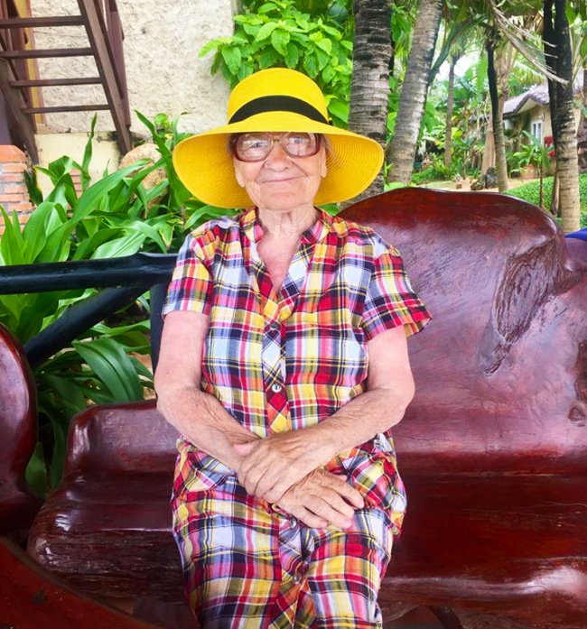 90岁的俄罗斯奶奶证明想旅行什么时候都不迟