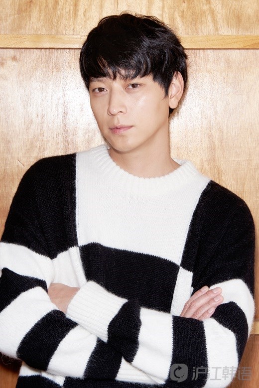 《模糊的时间》采访,发现不一样的姜栋元