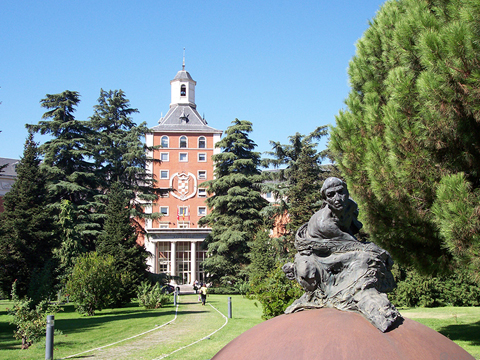 西班牙康普顿斯大学硕士专业一览表（2016~2017）