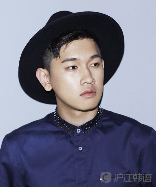 韩国hiphop歌手:crush独居男魅力