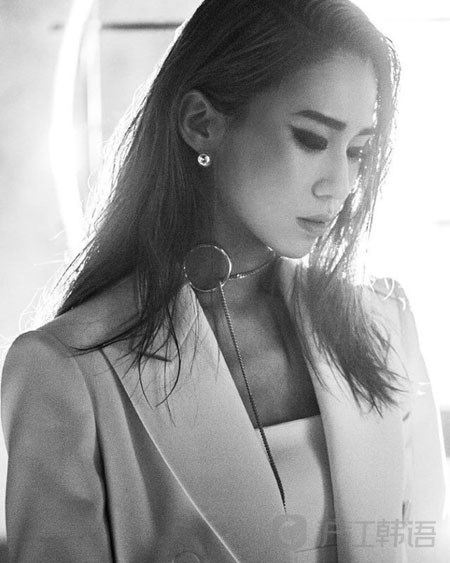 韩国hiphop歌手:hoody魅力女声