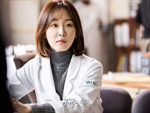 从《又，吴海英》到《浪漫医生金师傅》：徐玄振迎来演技的全盛时代