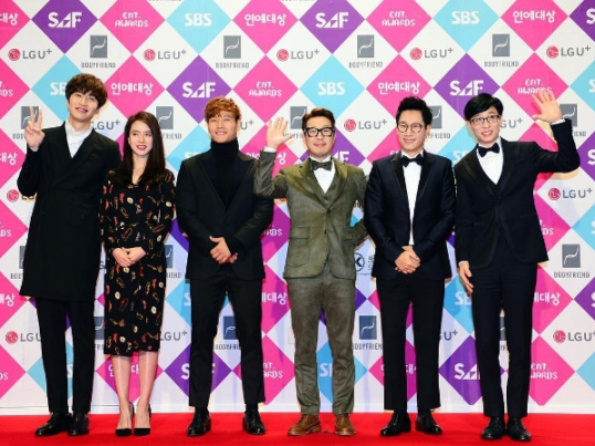 《Running Man》全员参加2016SBS演艺大赏，为何只有李光洙获奖？