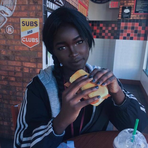 非洲女孩lolita 又一名"黑色素女神"诞生