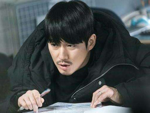 张赫专访：新电影和孙贤周前辈合作很踏实