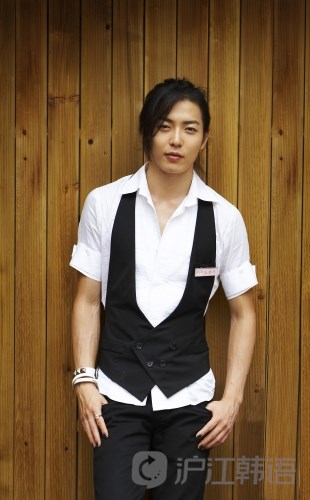 金材昱采访:年纪大了眼界更开阔