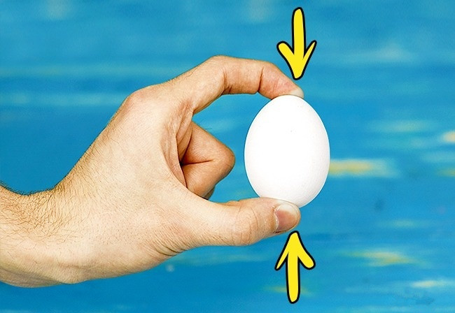 捏碎鸡蛋
